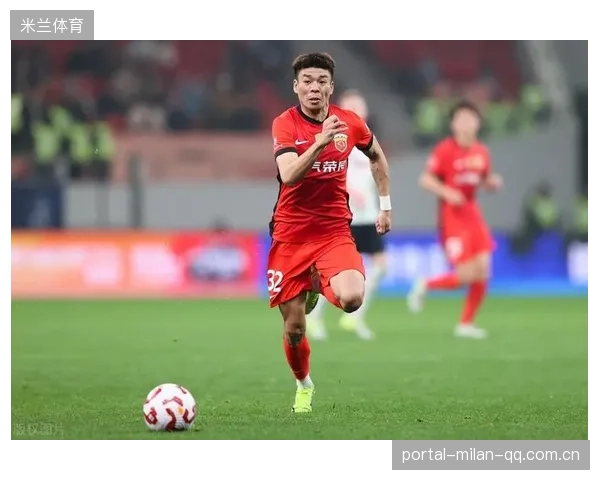李昂告别海港：无转会费离队标志时代终结？